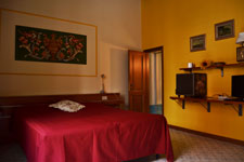 I Delfini Bedroom, B&B I 2 Leoni - Florence, Tuscany